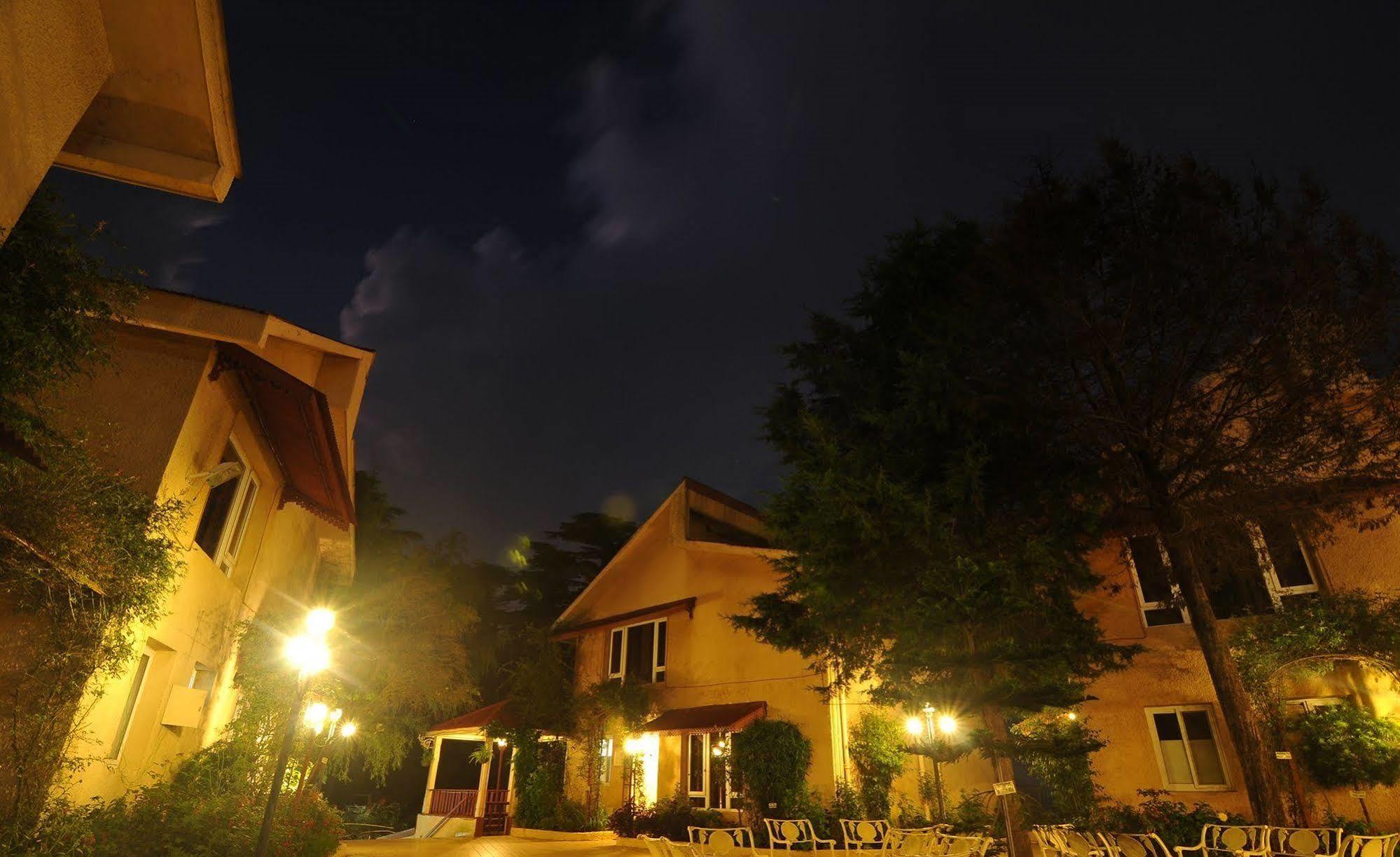 Club Mahindra Mussoorie Hotell Exteriör bild