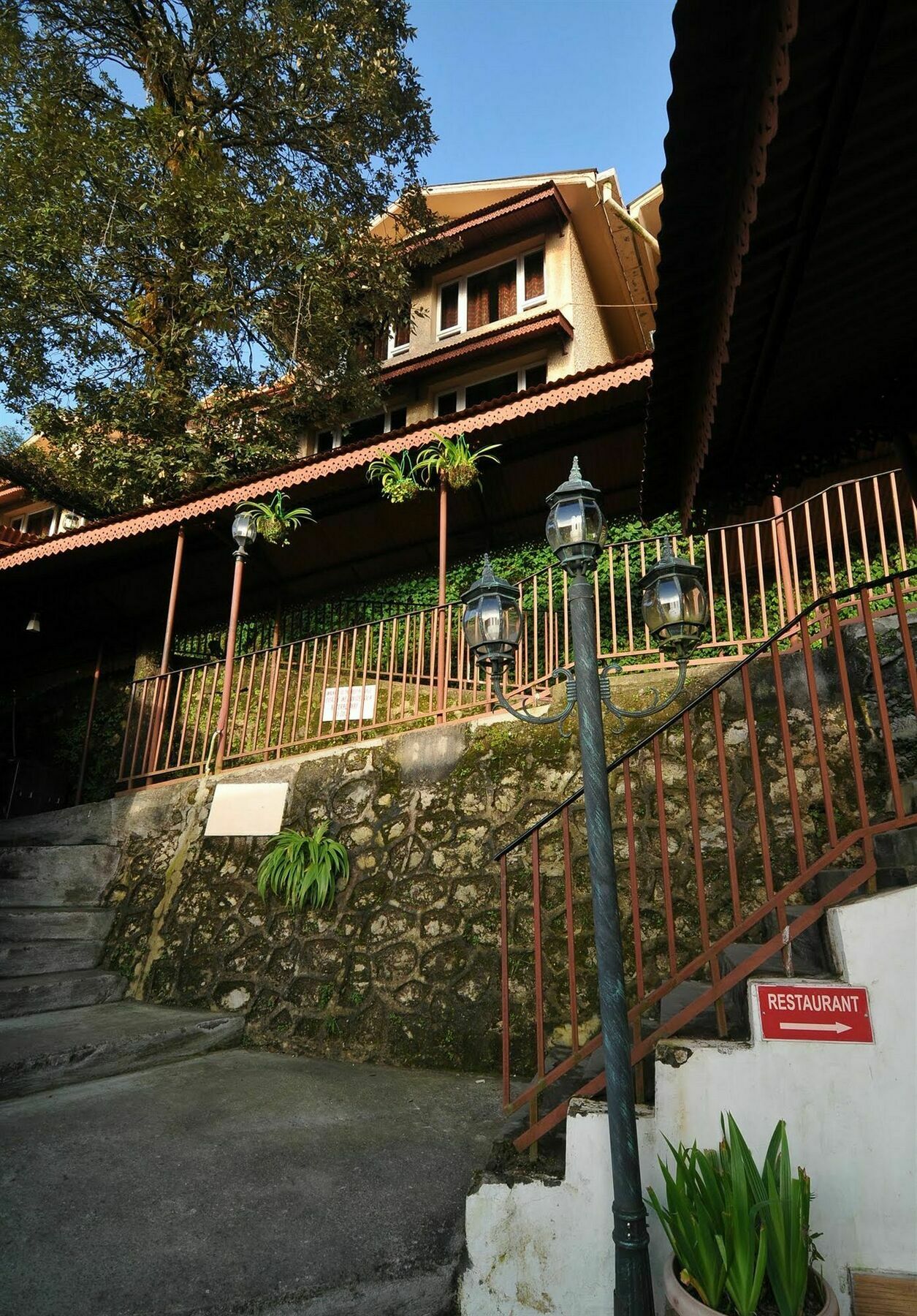 Club Mahindra Mussoorie Hotell Exteriör bild